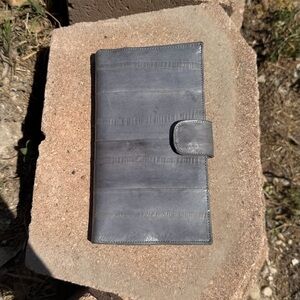 Vintage Eel Skin Leather Wallet Clutch Gray Checkbook Organizer Snap Closure